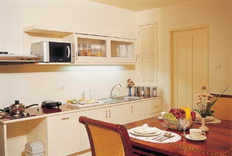 Lk Pavilion Executive Serviced Apartment Pattaya Exteriör bild