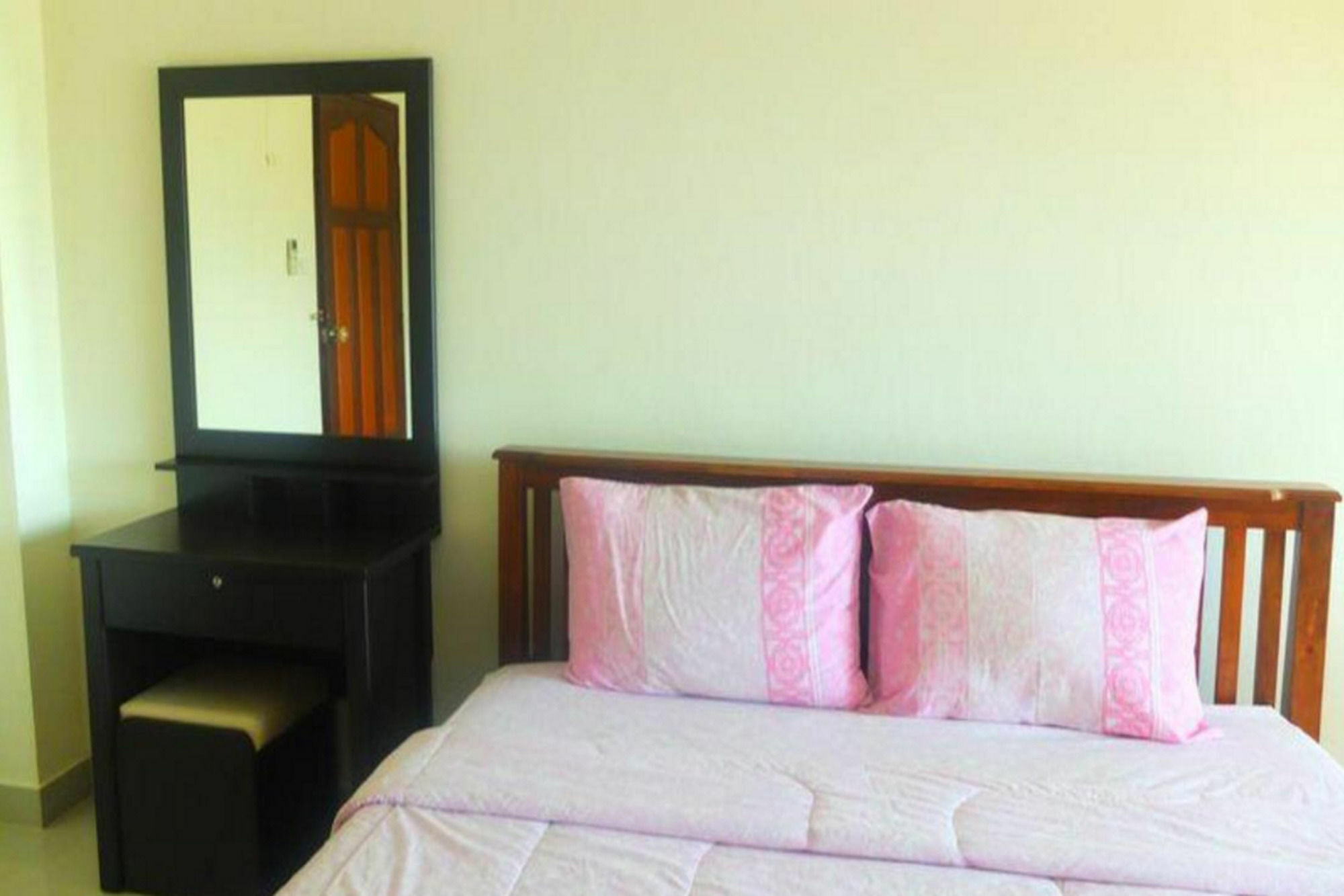 Lk Pavilion Executive Serviced Apartment Pattaya Exteriör bild